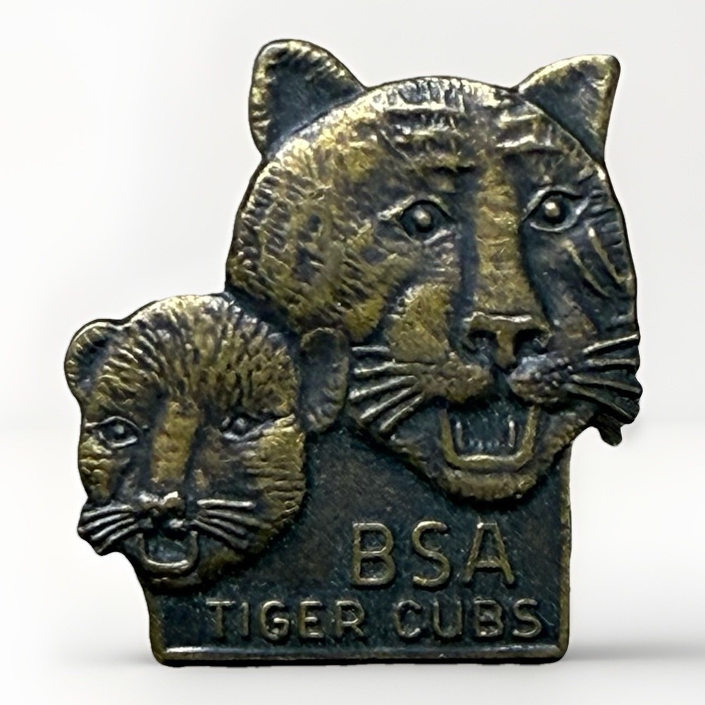 BSA Tiger Cubs Brass Trading Hat Lapel Pin Boy Scouts Jamboree Collectible